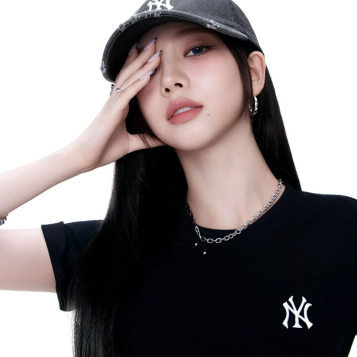 [MLB] KARINA IN MLB