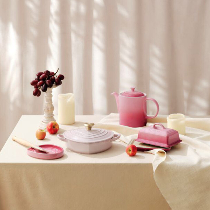 [르크루제] 핑크 페스타 & 반려동물 스톤웨어 출시