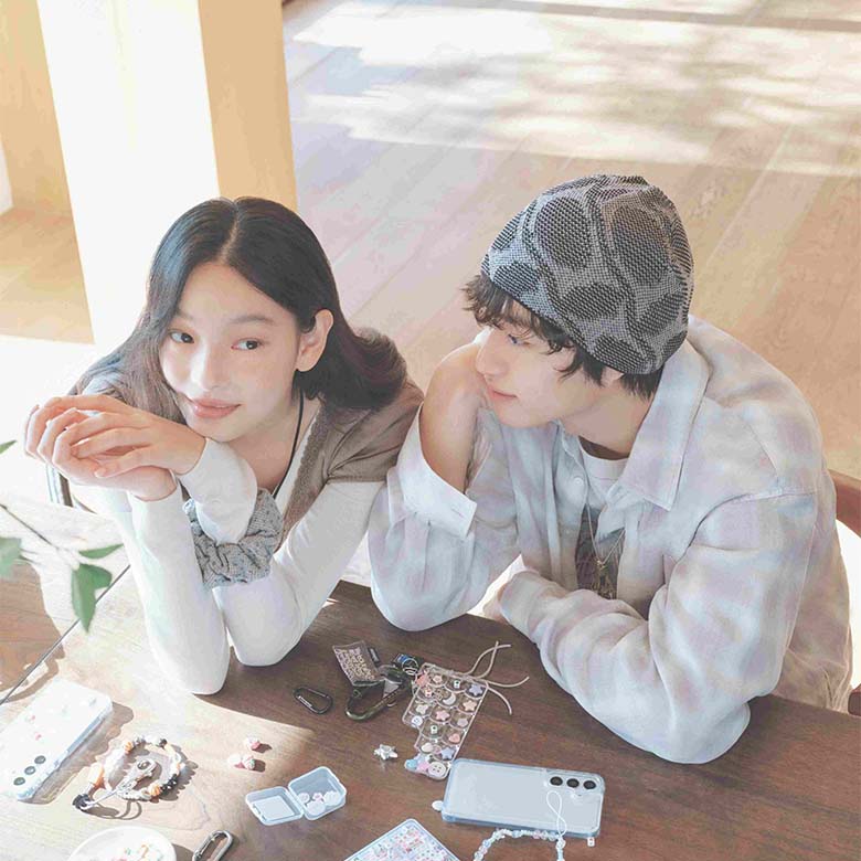 [에잇세컨즈] 에잇세컨즈 x 스마일리 POP-UP